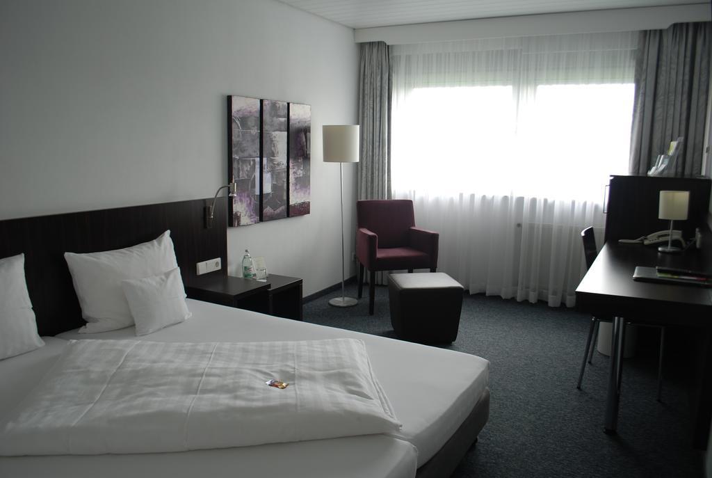 Hotel Baeren Gärtringen Dış mekan fotoğraf