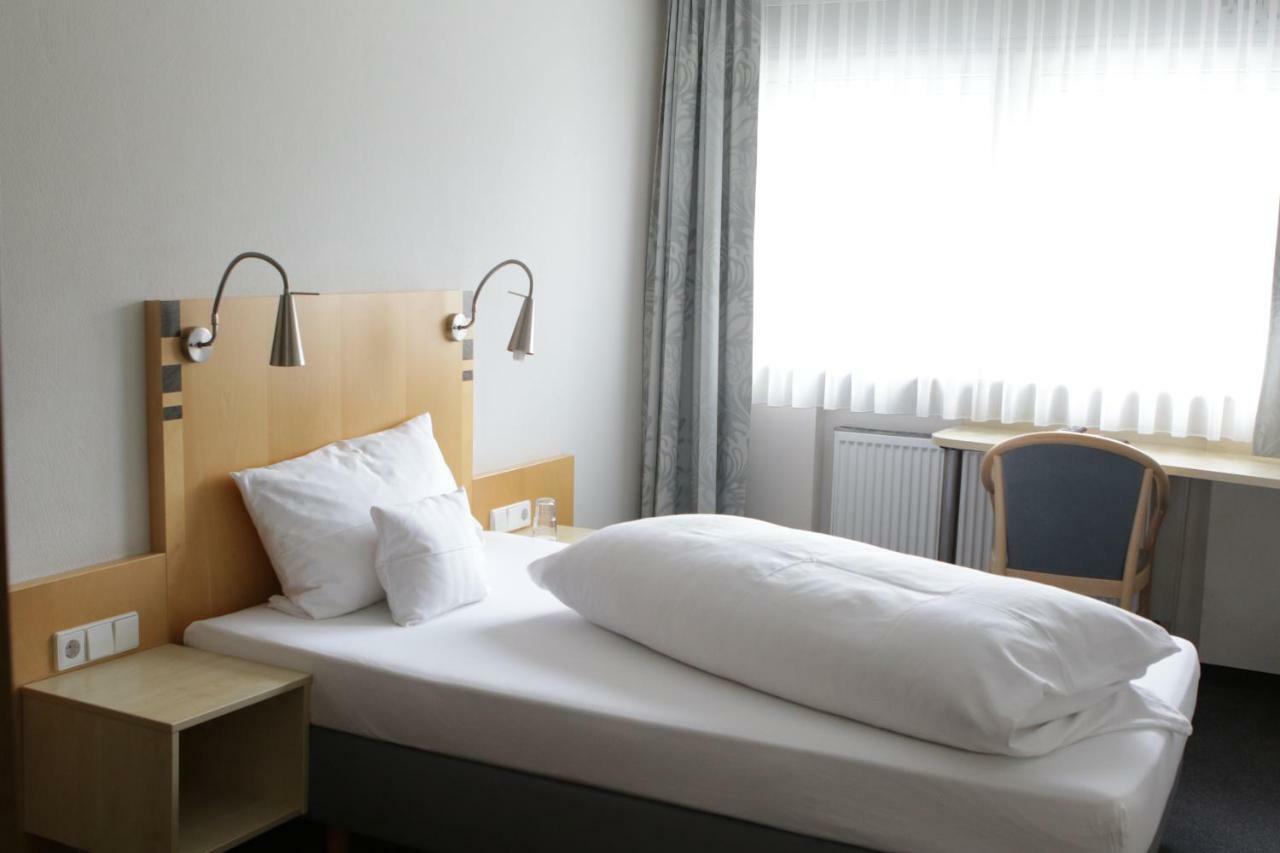 Hotel Baeren Gärtringen Dış mekan fotoğraf