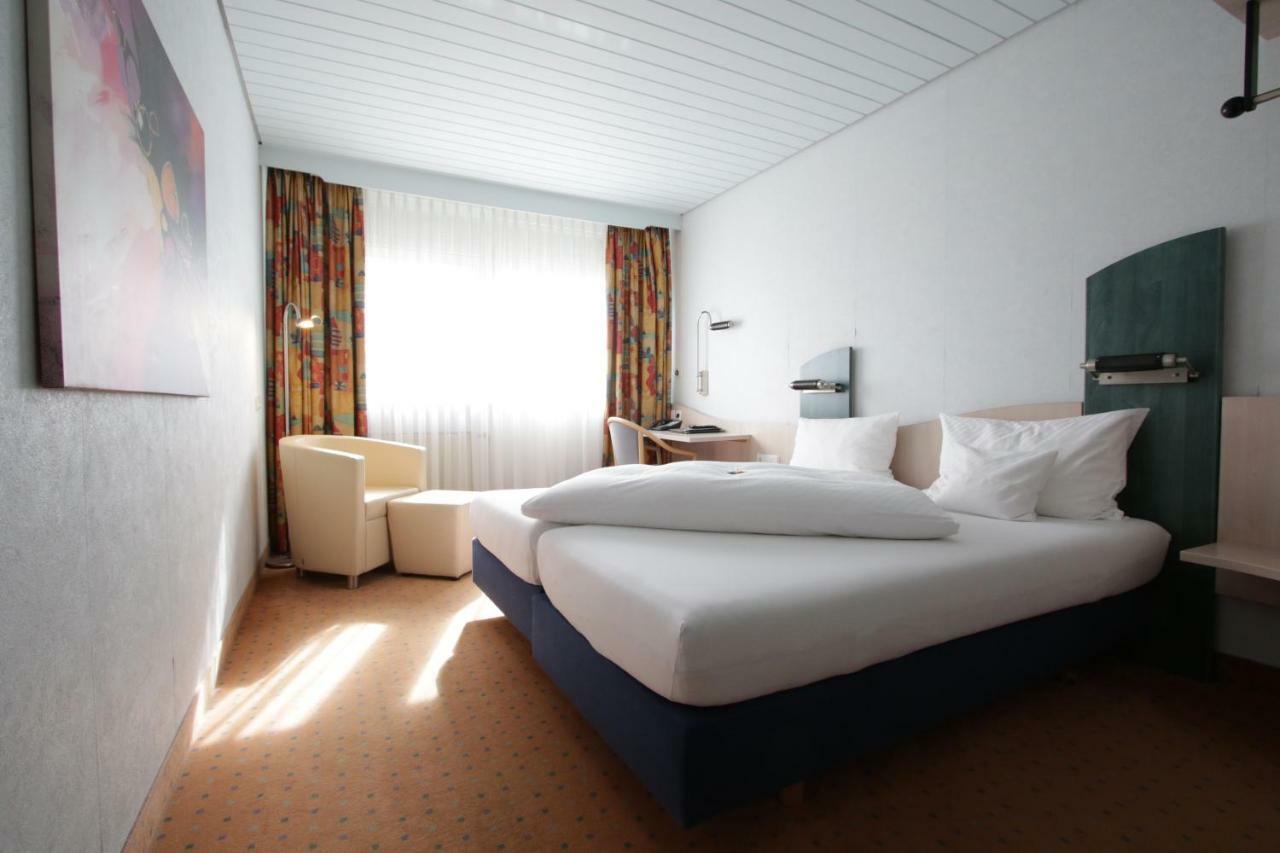 Hotel Baeren Gärtringen Dış mekan fotoğraf